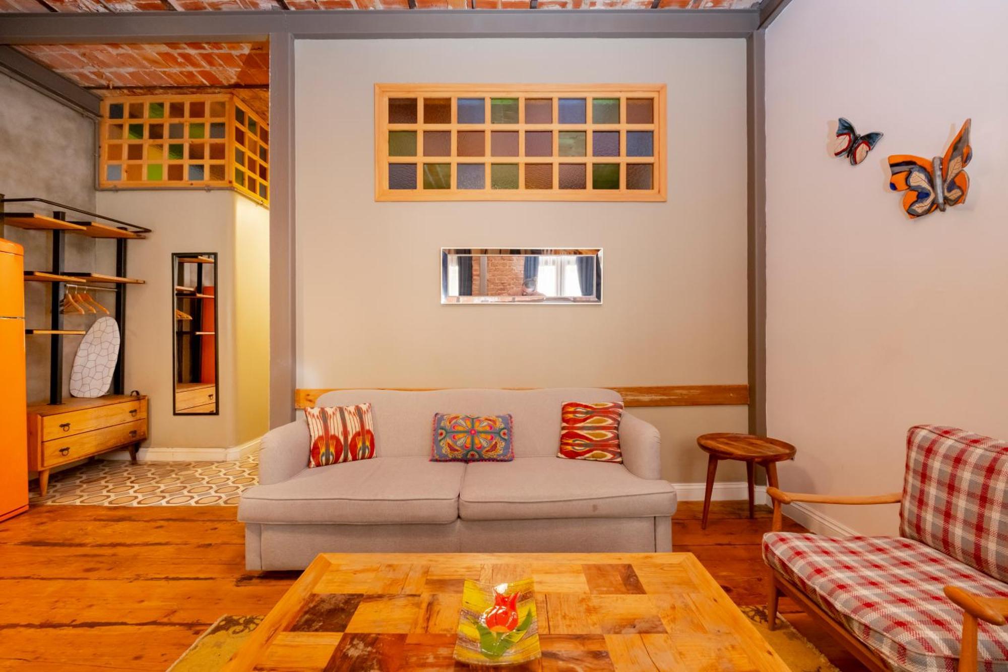 Cihangir Otel